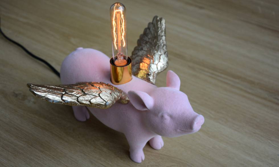 Schwein-gefluegelt.jpg Schwein-gefluegelt.jpg